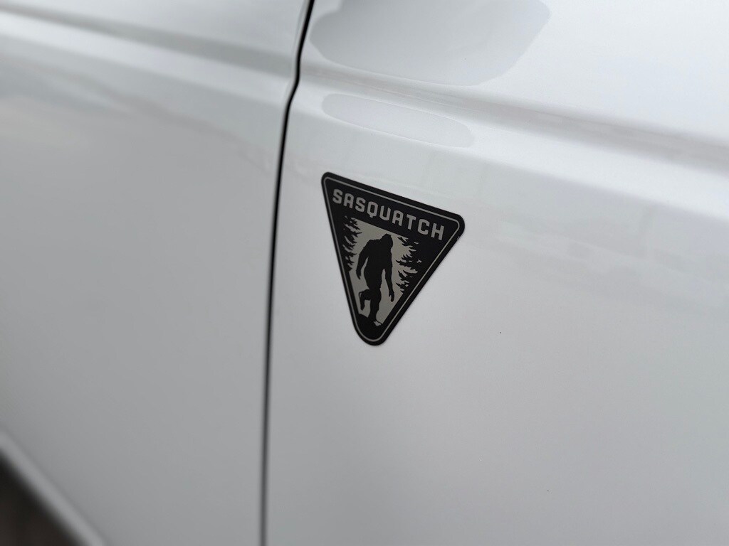 New 2025 Ford Bronco Base SUV