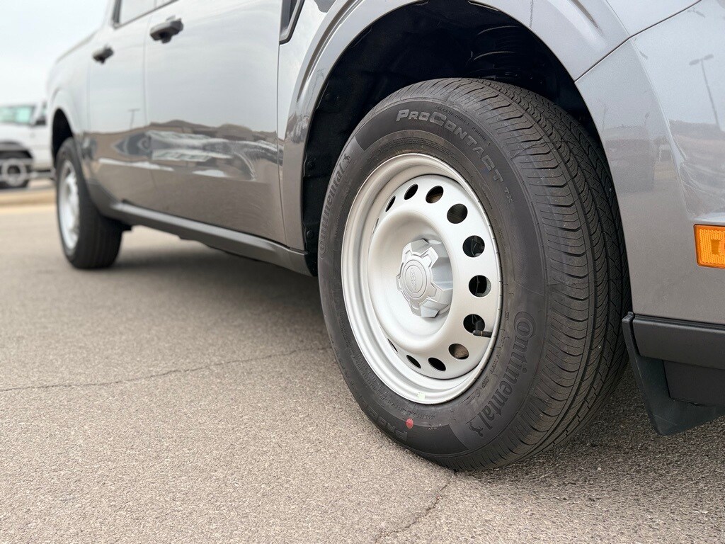 New 2025 Ford Maverick XL Truck SuperCrew