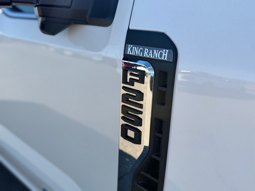 New 2026 Ford F-250 Truck Crew Cab