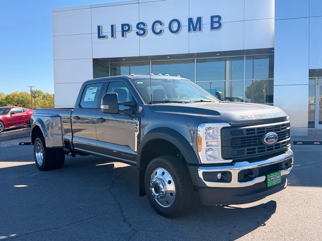 New 2026 Ford F-450 Truck Crew Cab