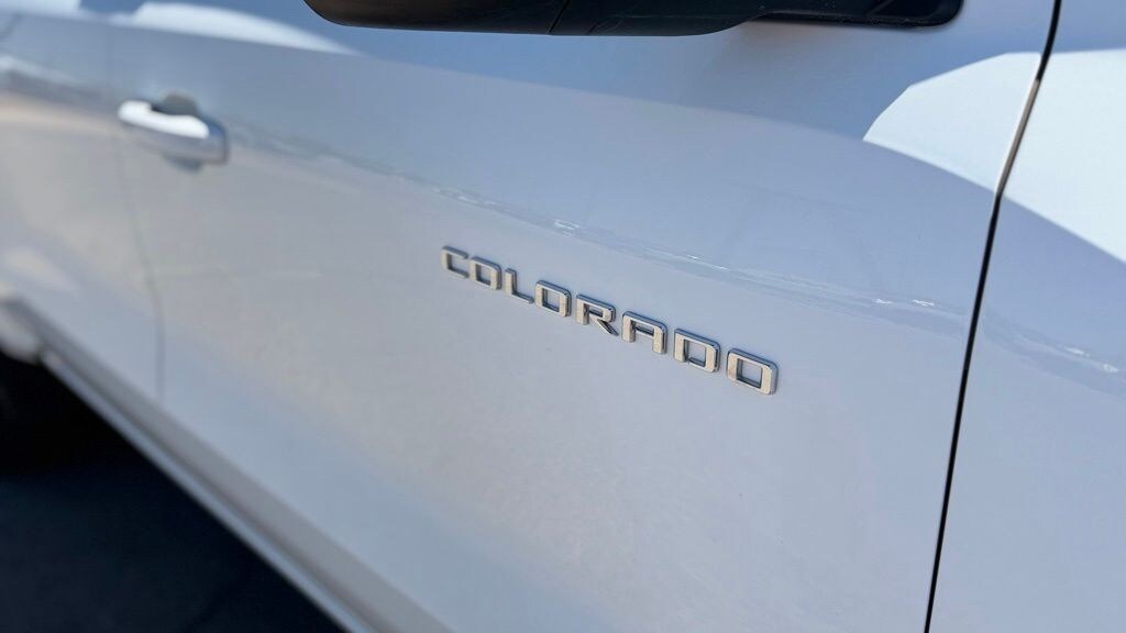 Used 2024 Chevrolet Colorado LT Truck Crew Cab