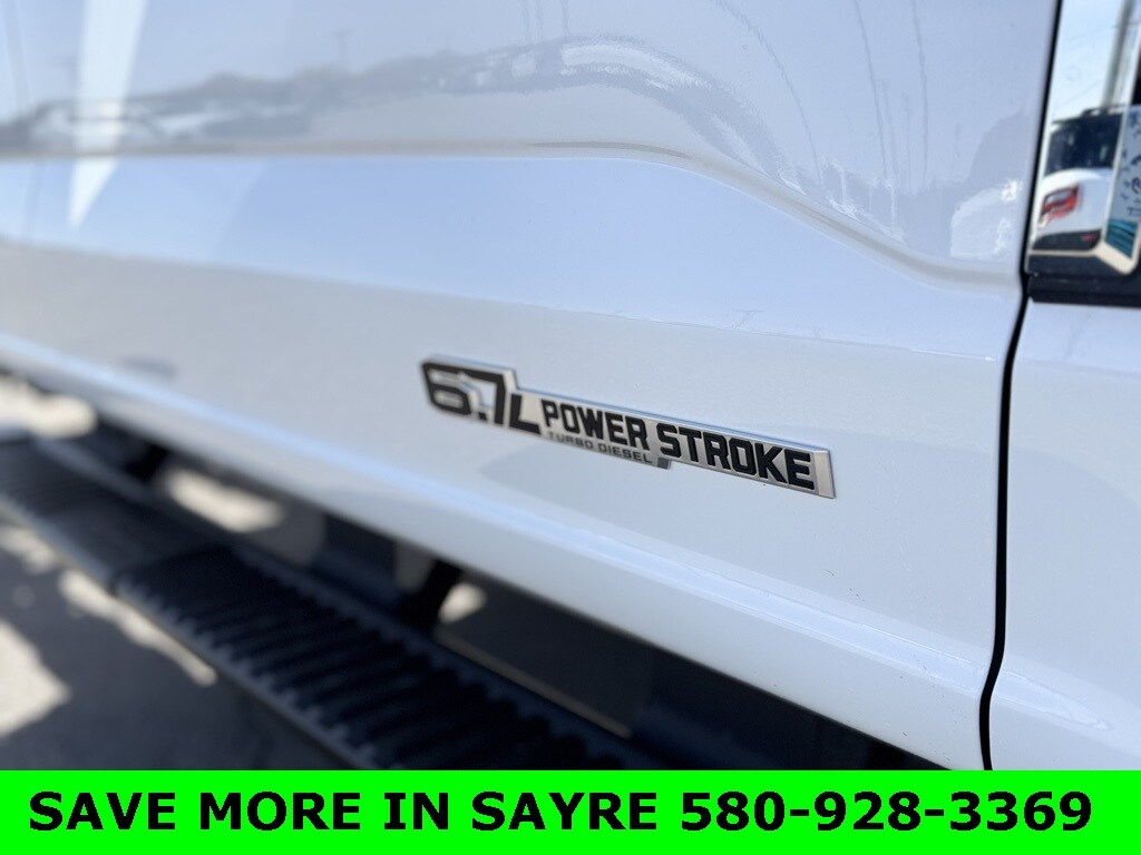 New 2025 Ford F-350 Chassis Truck Super Cab