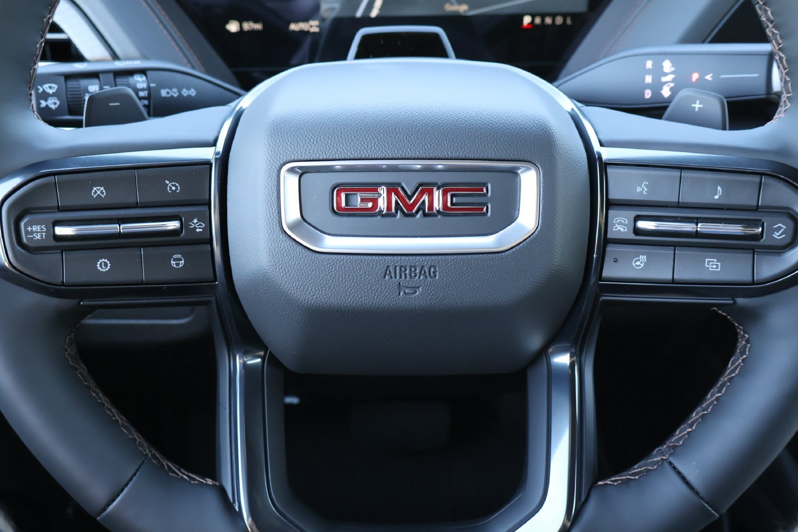 2027 GMC Yukon AT4 - Photo 31