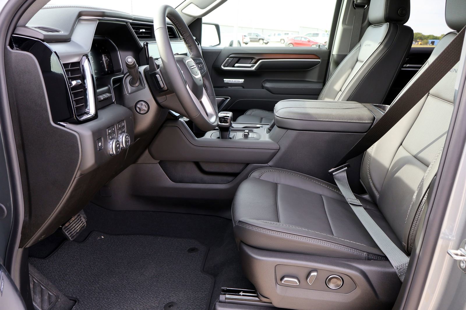 2026 GMC Sierra 1500 Denali - Photo 10