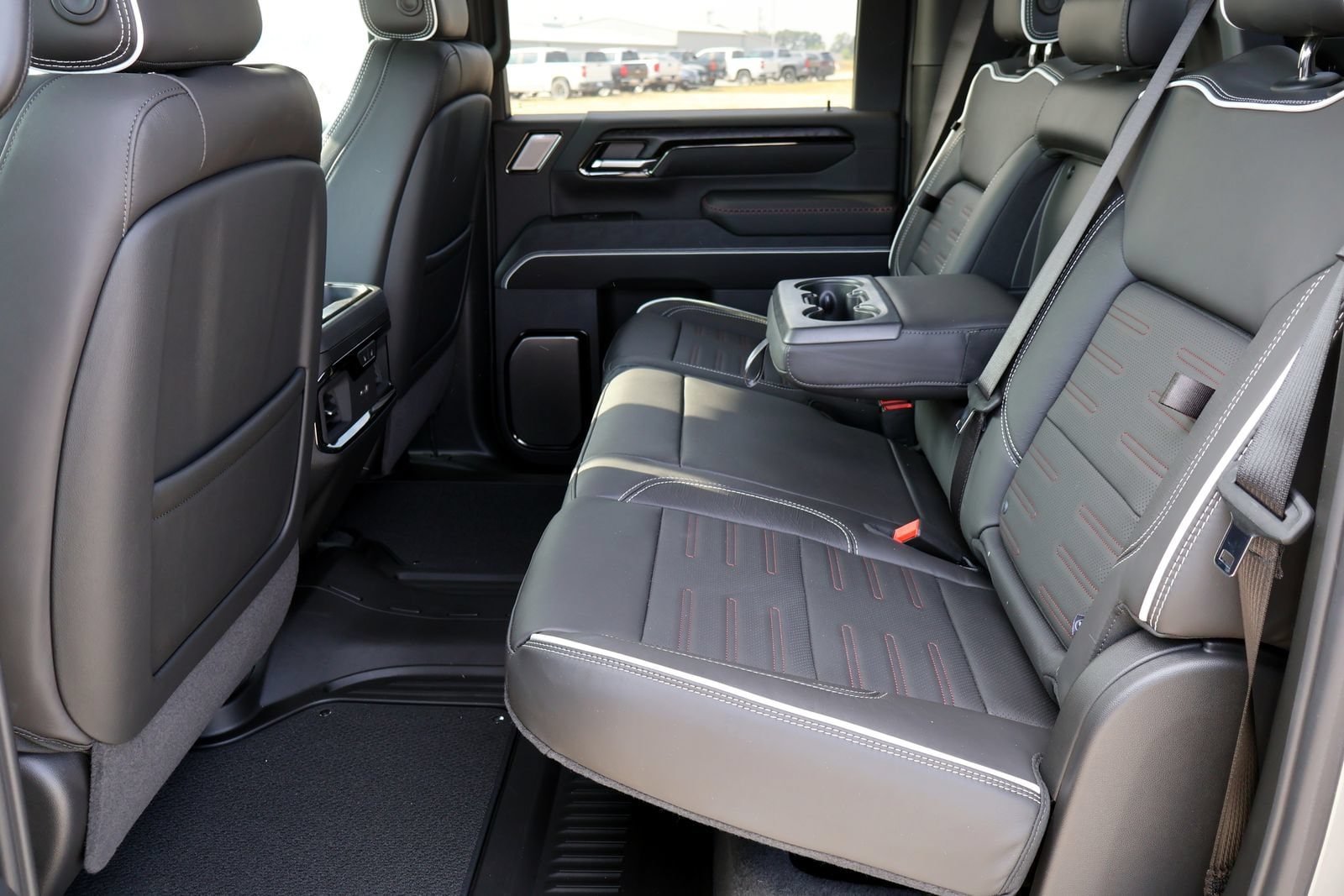 2026 GMC Sierra 2500HD AT4X - Photo 7