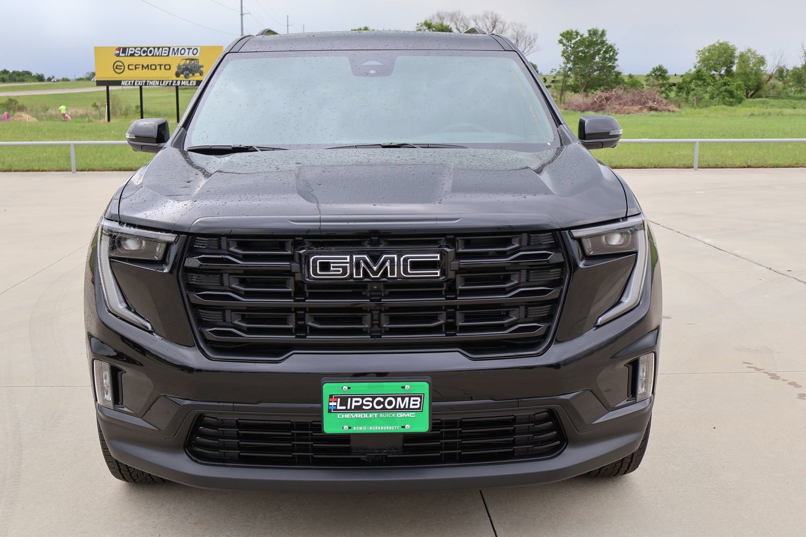 2026 GMC Acadia Elevation - Photo 2