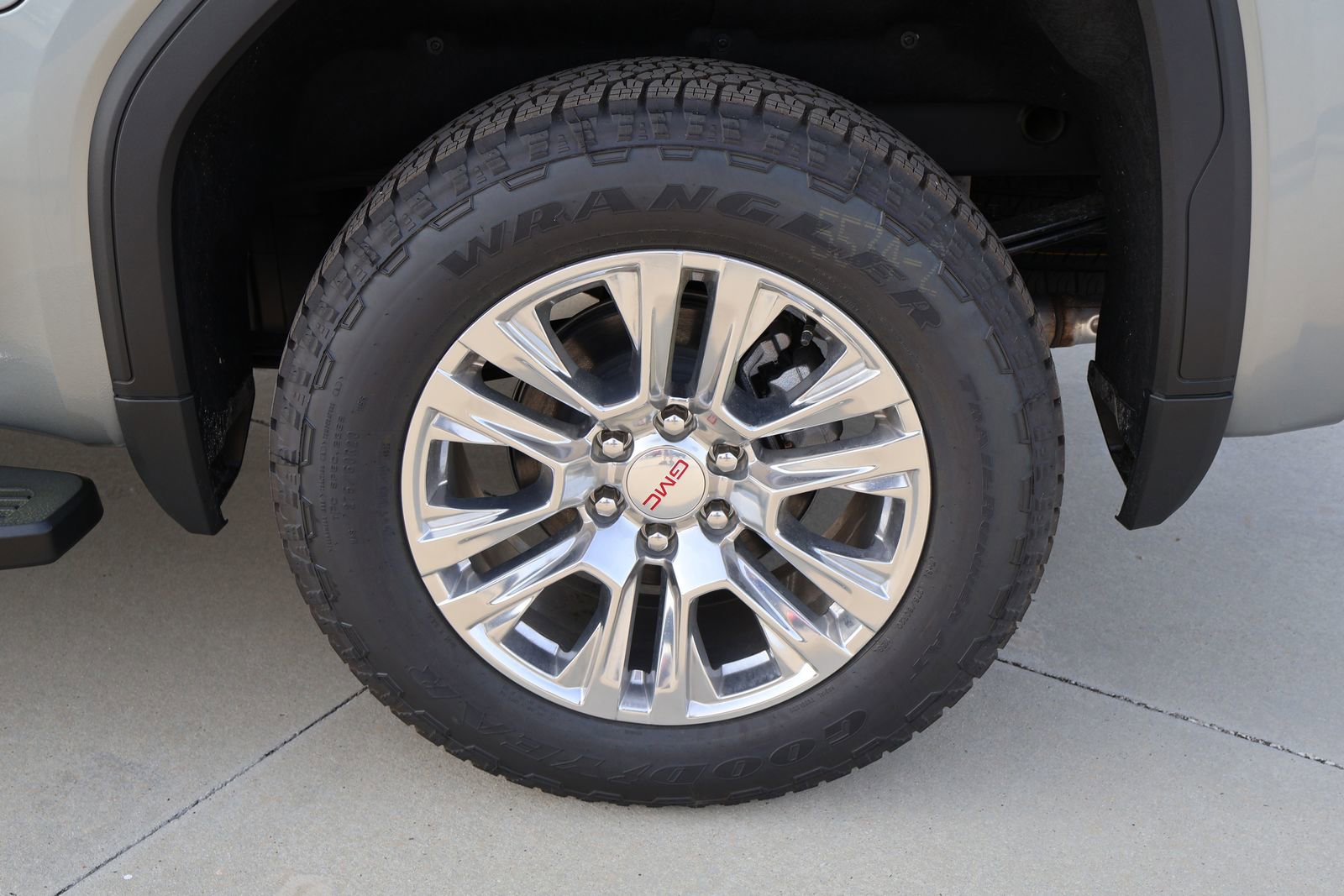 2026 GMC Sierra 1500 Denali - Photo 6