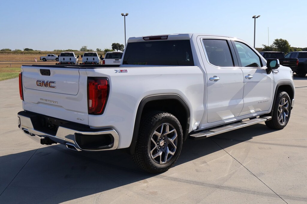 New 2026 GMC Sierra 1500 SLT Truck