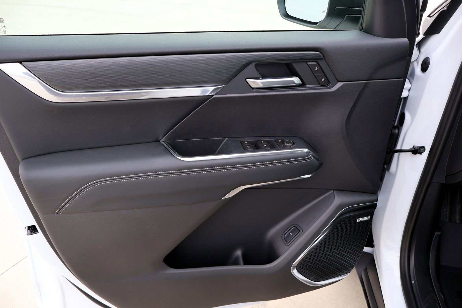 2026 GMC Acadia Elevation - Photo 9