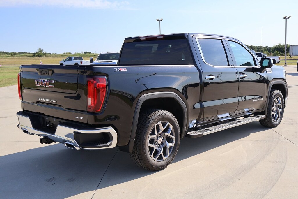 New 2026 GMC Sierra 1500 SLT Truck