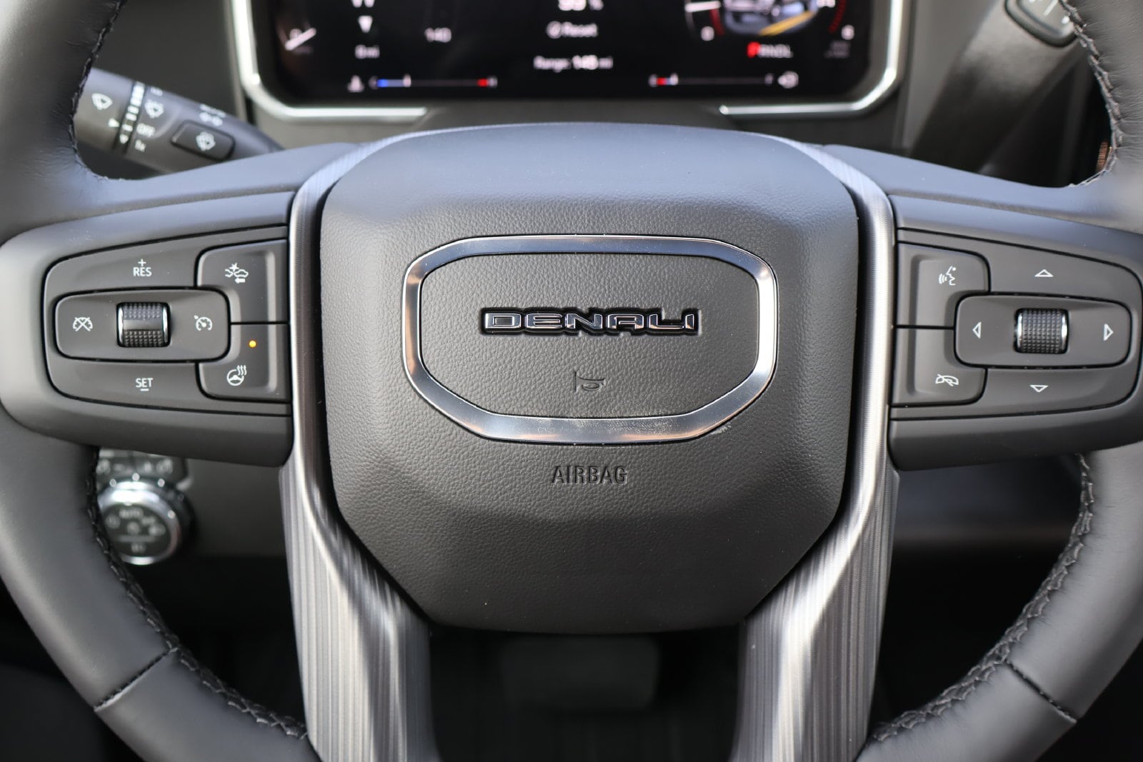 2026 GMC Sierra 3500HD Denali Ultimate - Photo 13