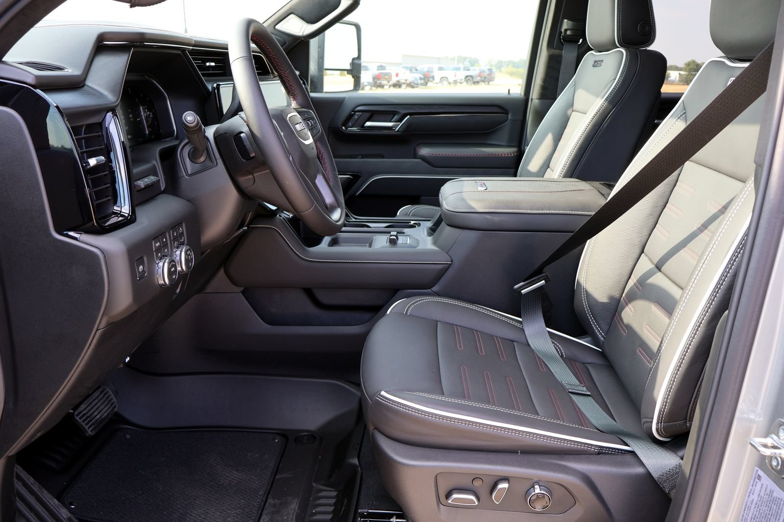 2026 GMC Sierra 2500HD AT4X - Photo 10