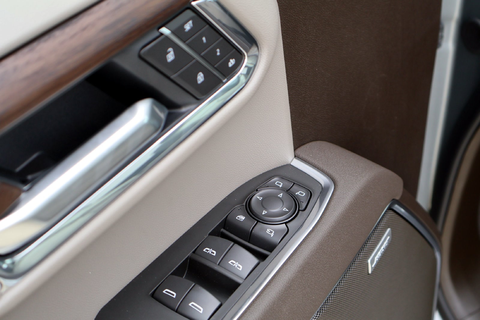 2026 GMC Sierra 1500 SLT - Photo 22