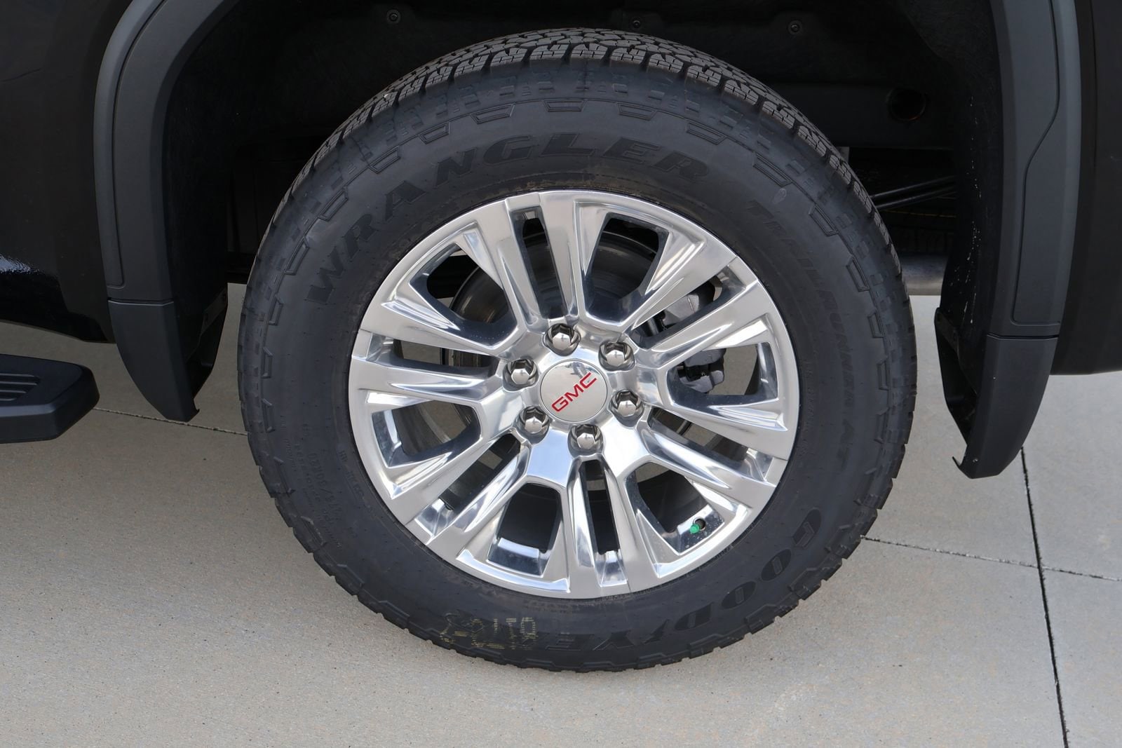 2026 GMC Sierra 1500 Denali - Photo 6