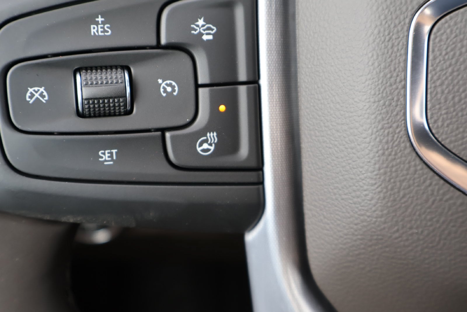 2026 GMC Sierra 1500 SLT - Photo 33