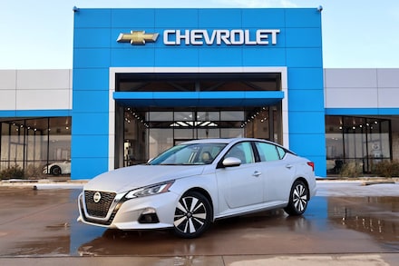 2021 Nissan Altima SL FWD Sedan