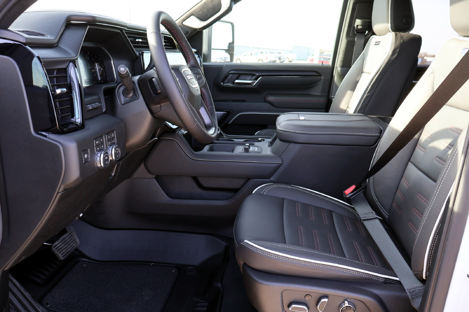 2026 GMC Sierra 2500HD AT4X - Photo 10