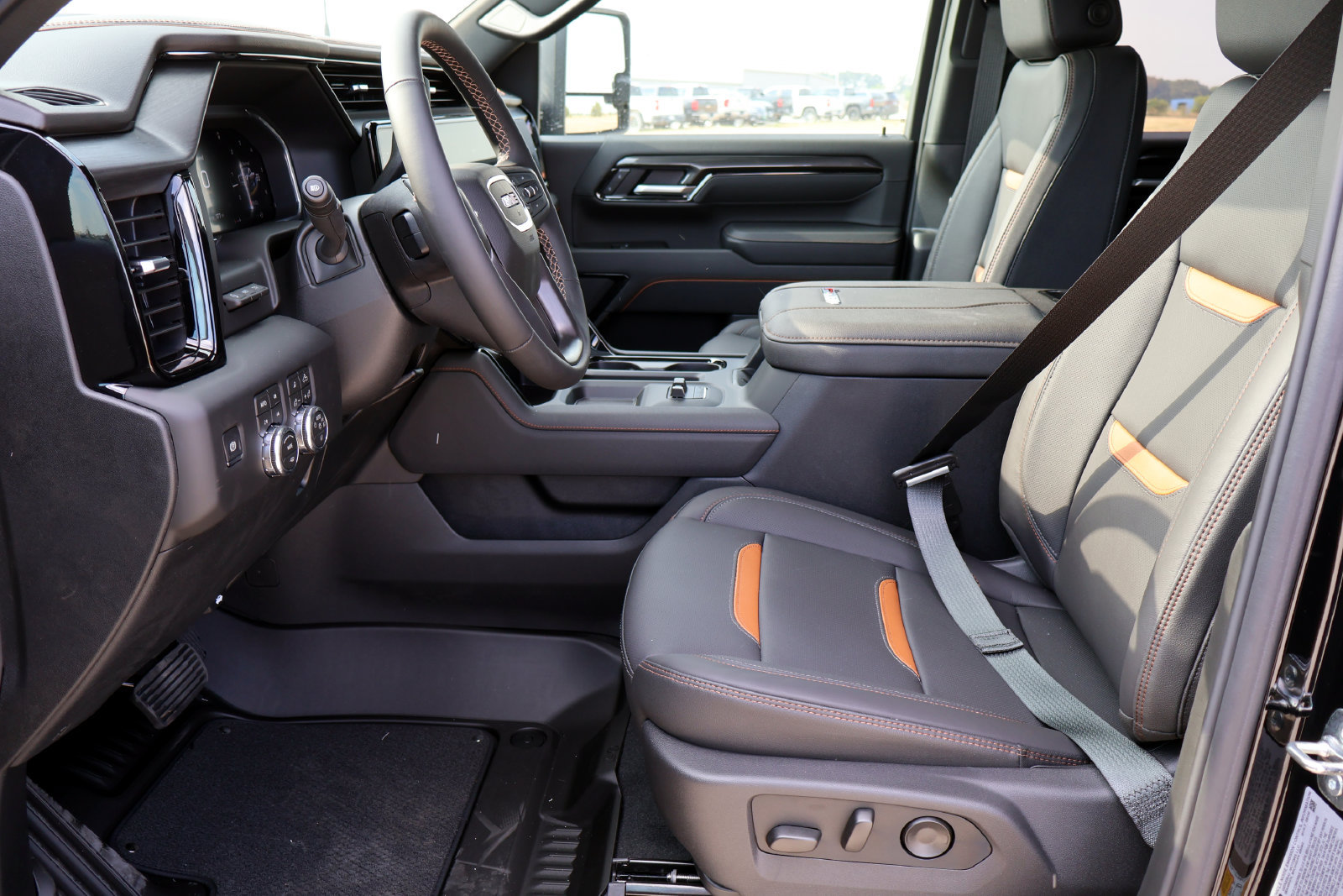 2026 GMC Sierra 3500HD AT4 - Photo 10