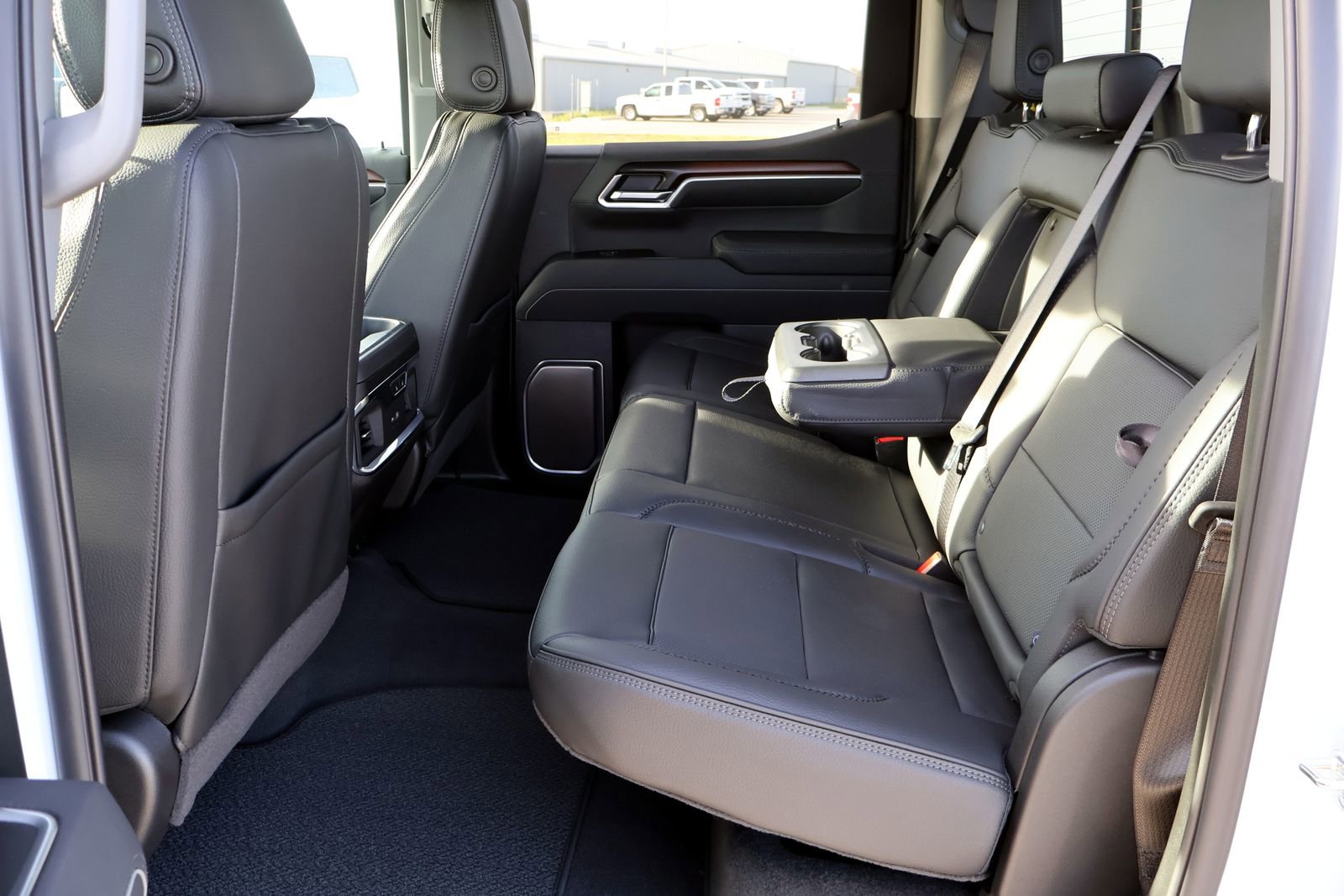2026 GMC Sierra 1500 Denali - Photo 7