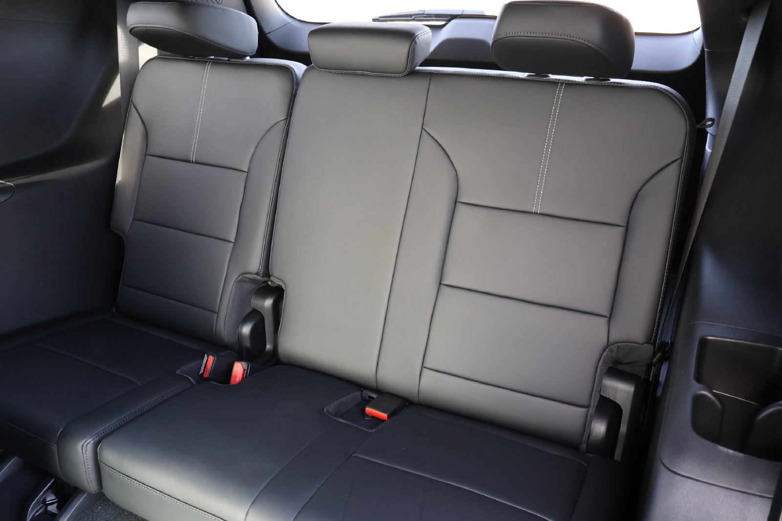 2026 GMC Acadia Elevation - Photo 7