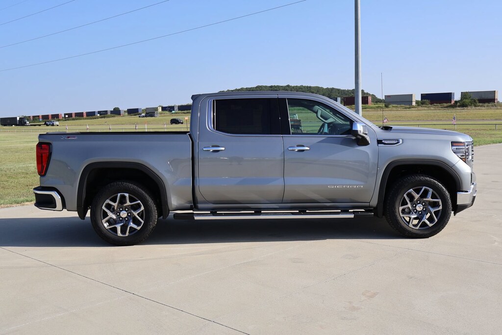 New 2026 GMC Sierra 1500 SLT Truck