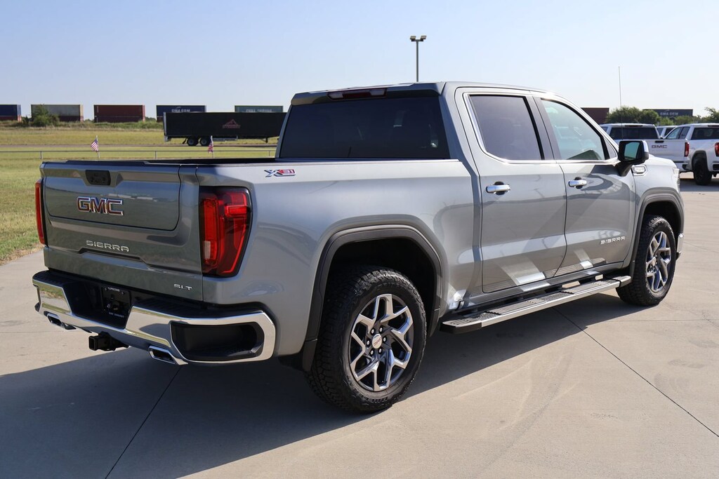 New 2026 GMC Sierra 1500 SLT Truck