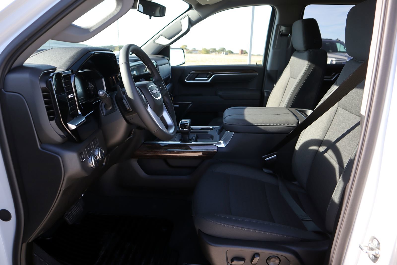 2026 GMC Sierra 1500 Elevation - Photo 10