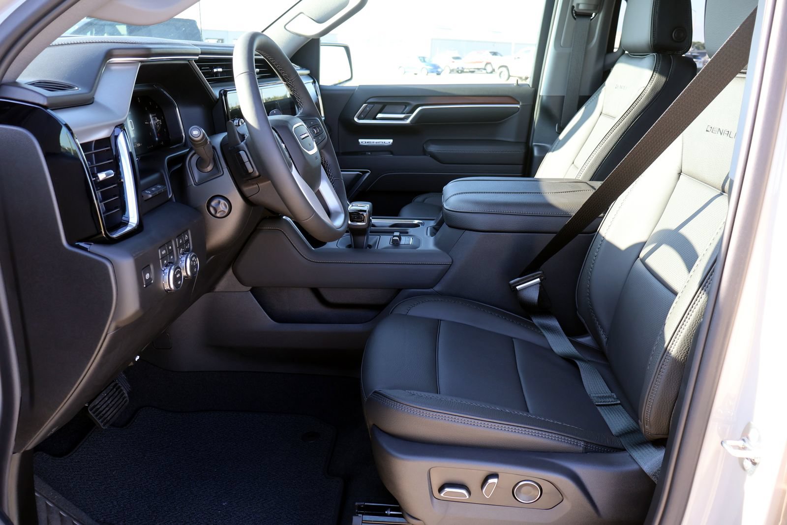 2026 GMC Sierra 1500 Denali - Photo 10