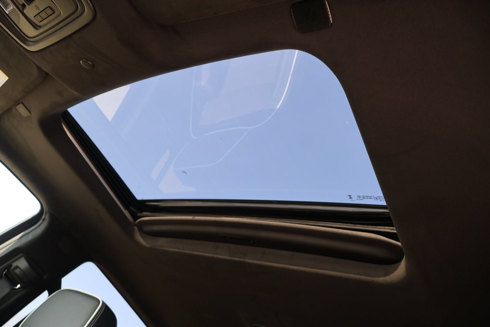 2026 GMC Sierra 1500 AT4X - Photo 11