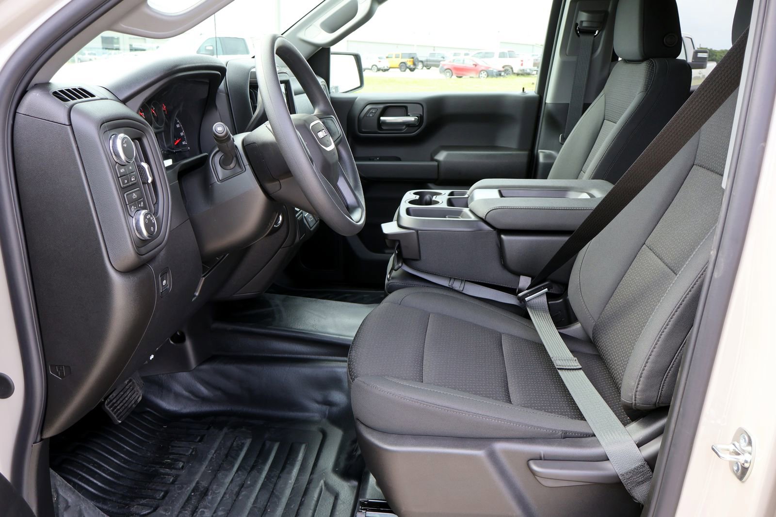 2026 GMC Sierra 1500 Pro - Photo 8