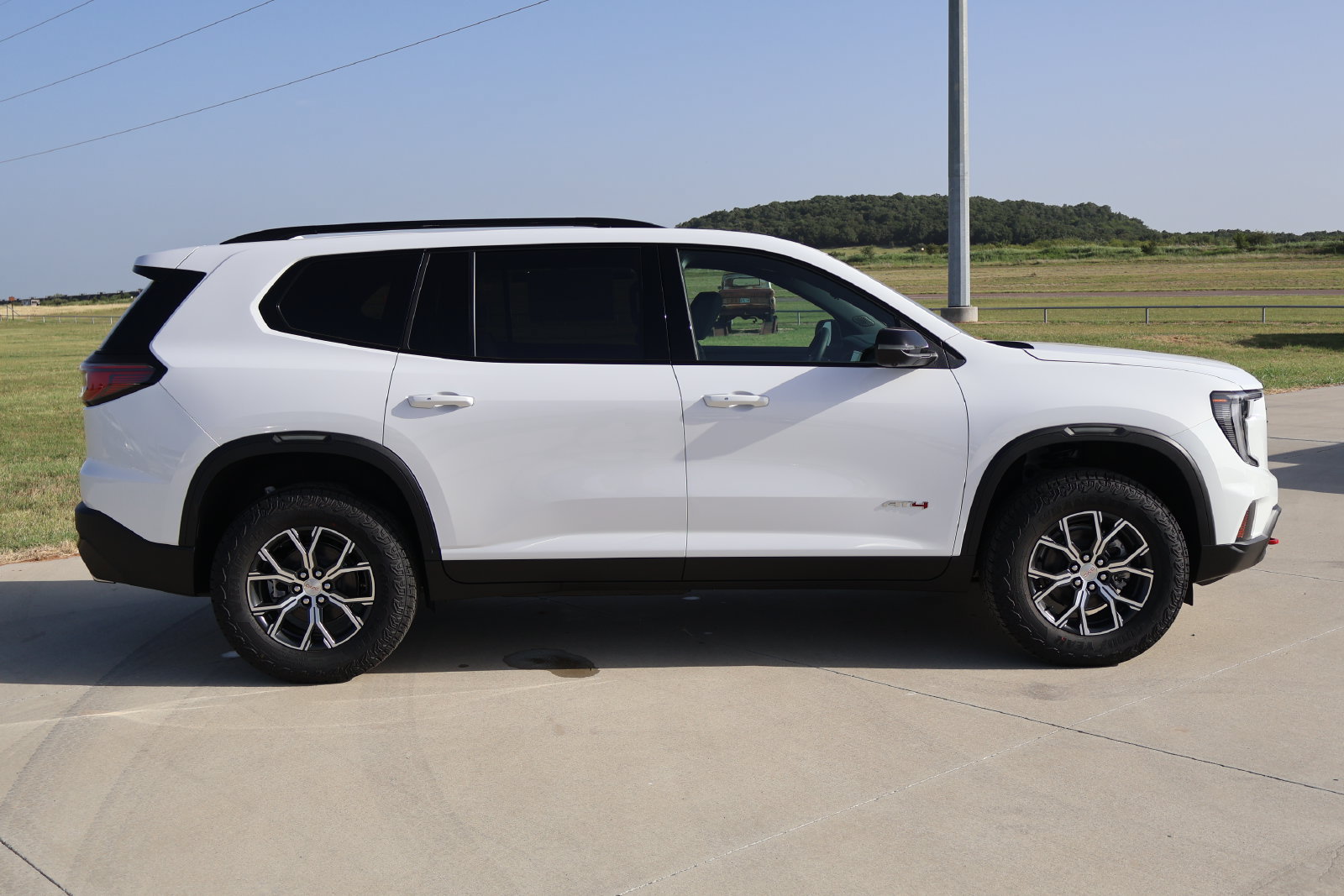 New 2026 GMC Acadia AT4 SUV