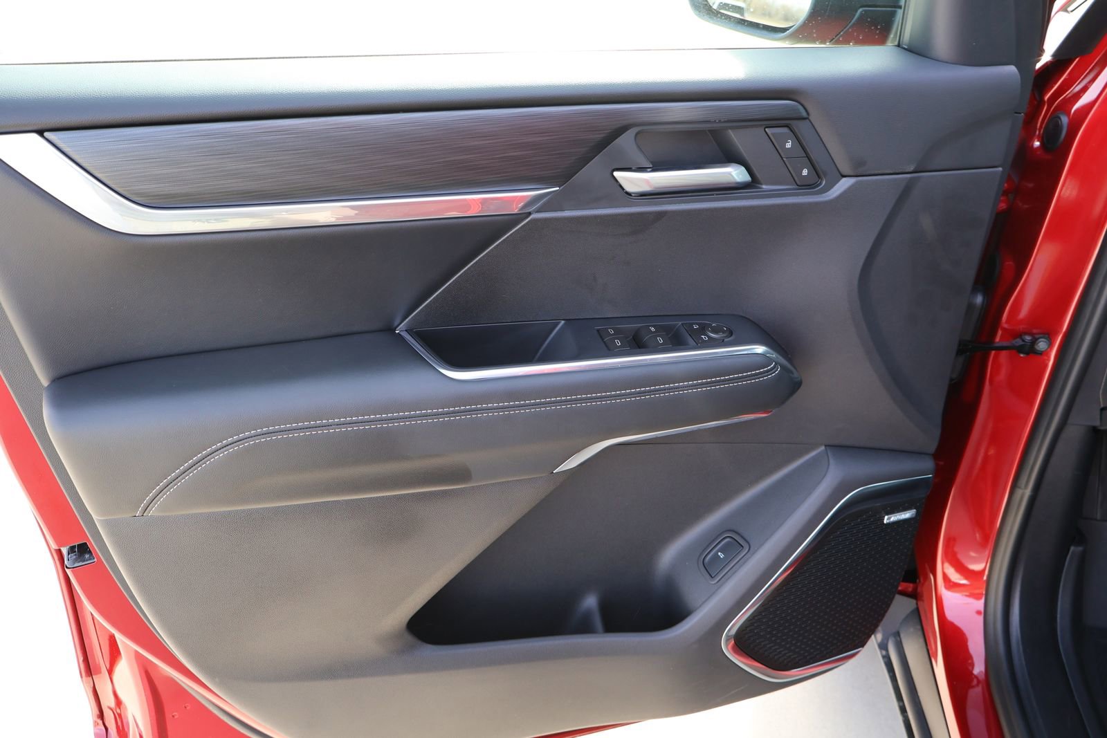 2026 GMC Acadia Elevation - Photo 10