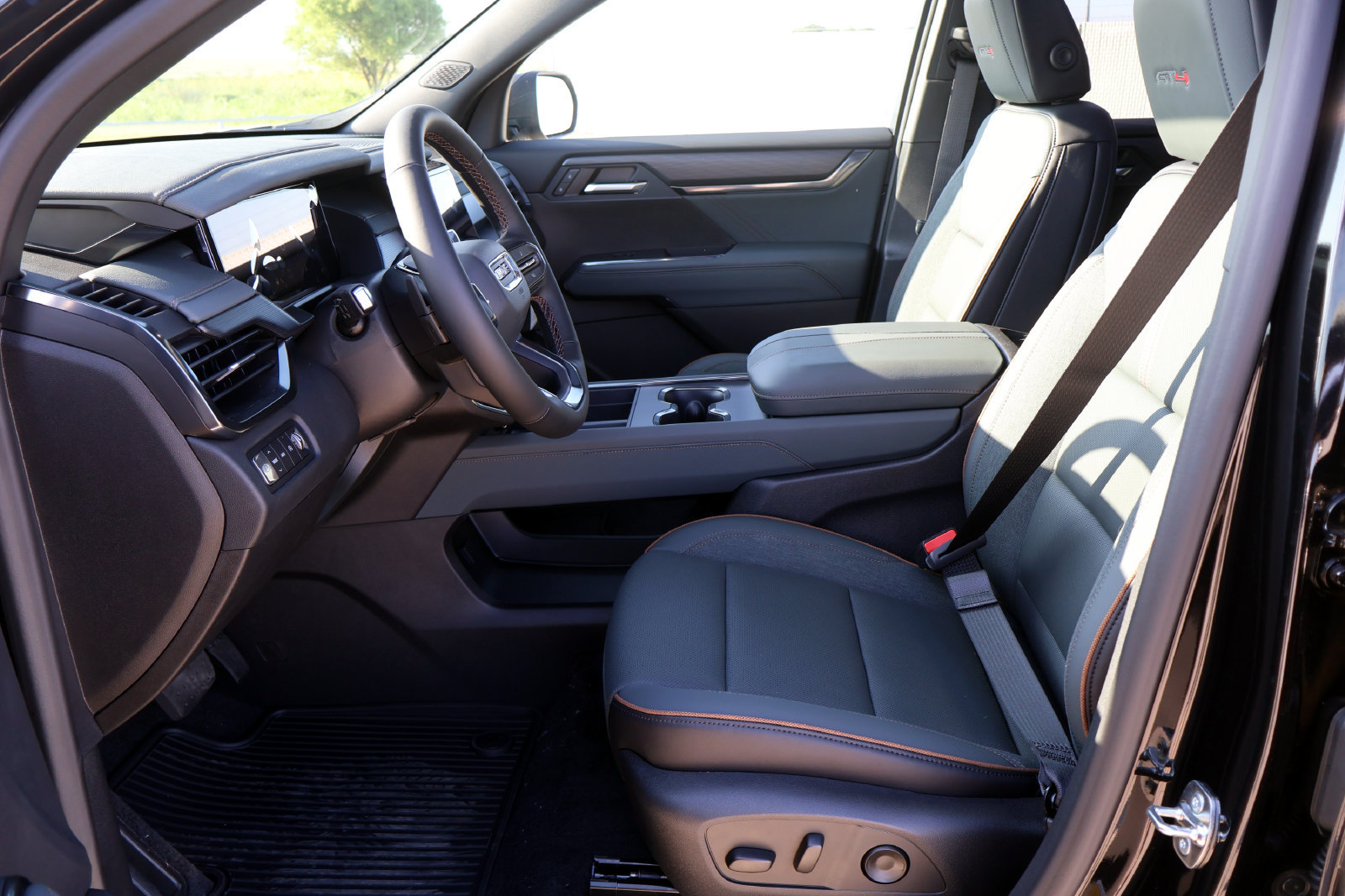 2026 GMC Acadia AT4 - Photo 11