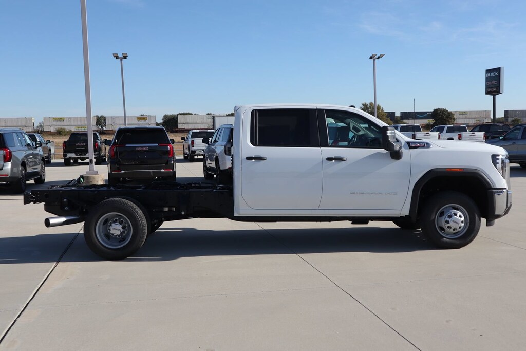 New 2026 GMC Sierra 3500 HD Chassis Cab Pro Truck