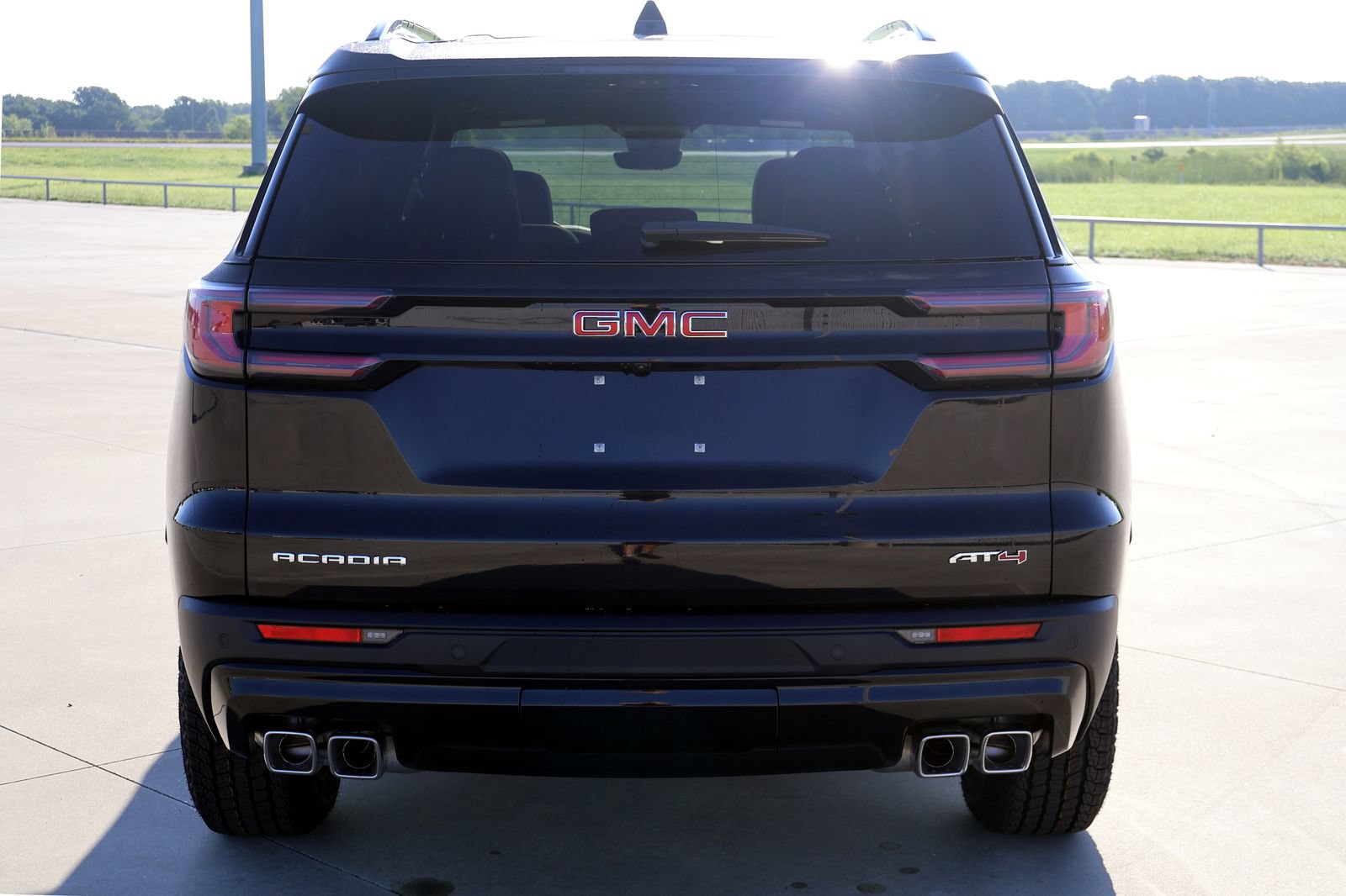 2026 GMC Acadia AT4 - Photo 5