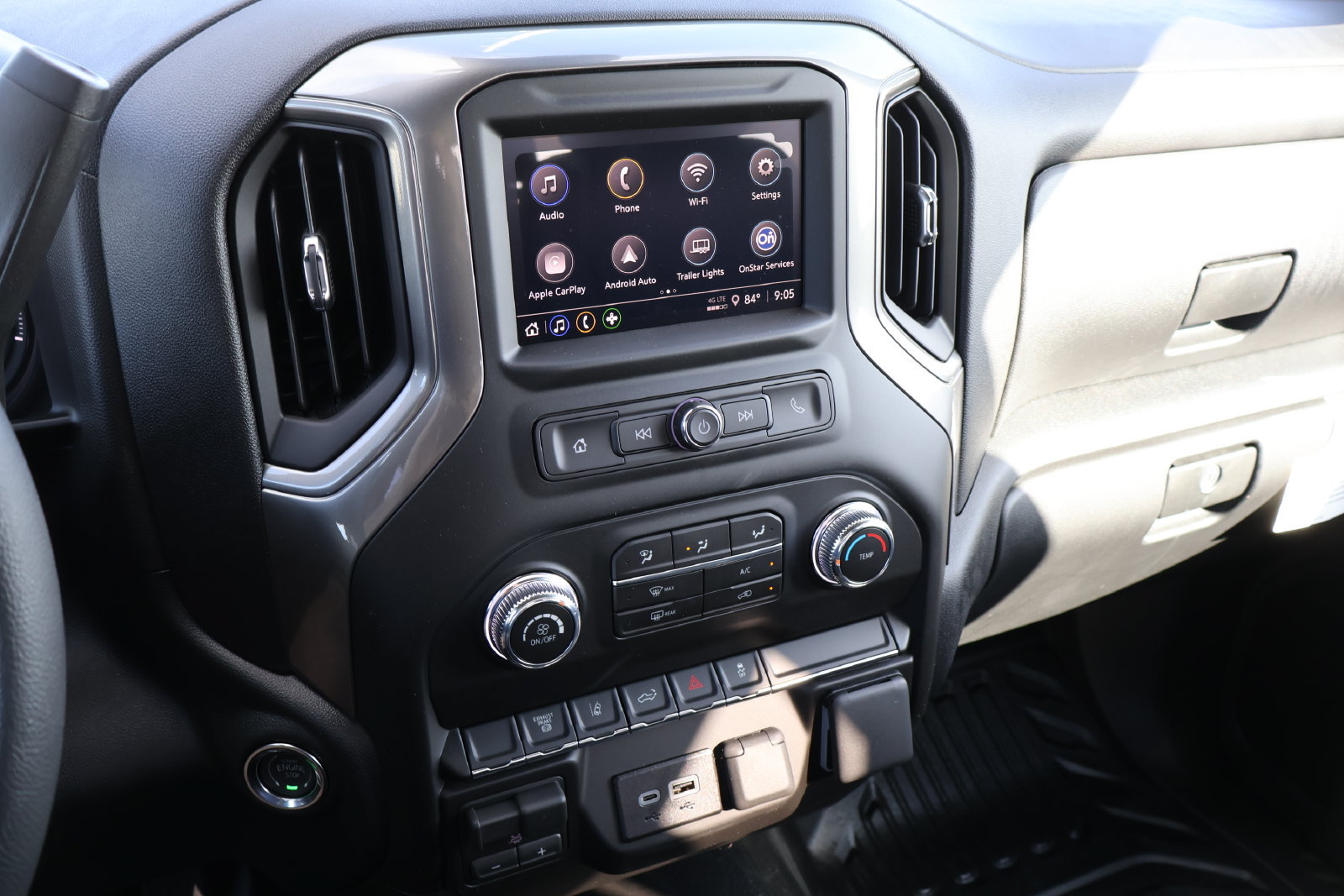 2026 GMC Sierra 3500HD Pro - Photo 11