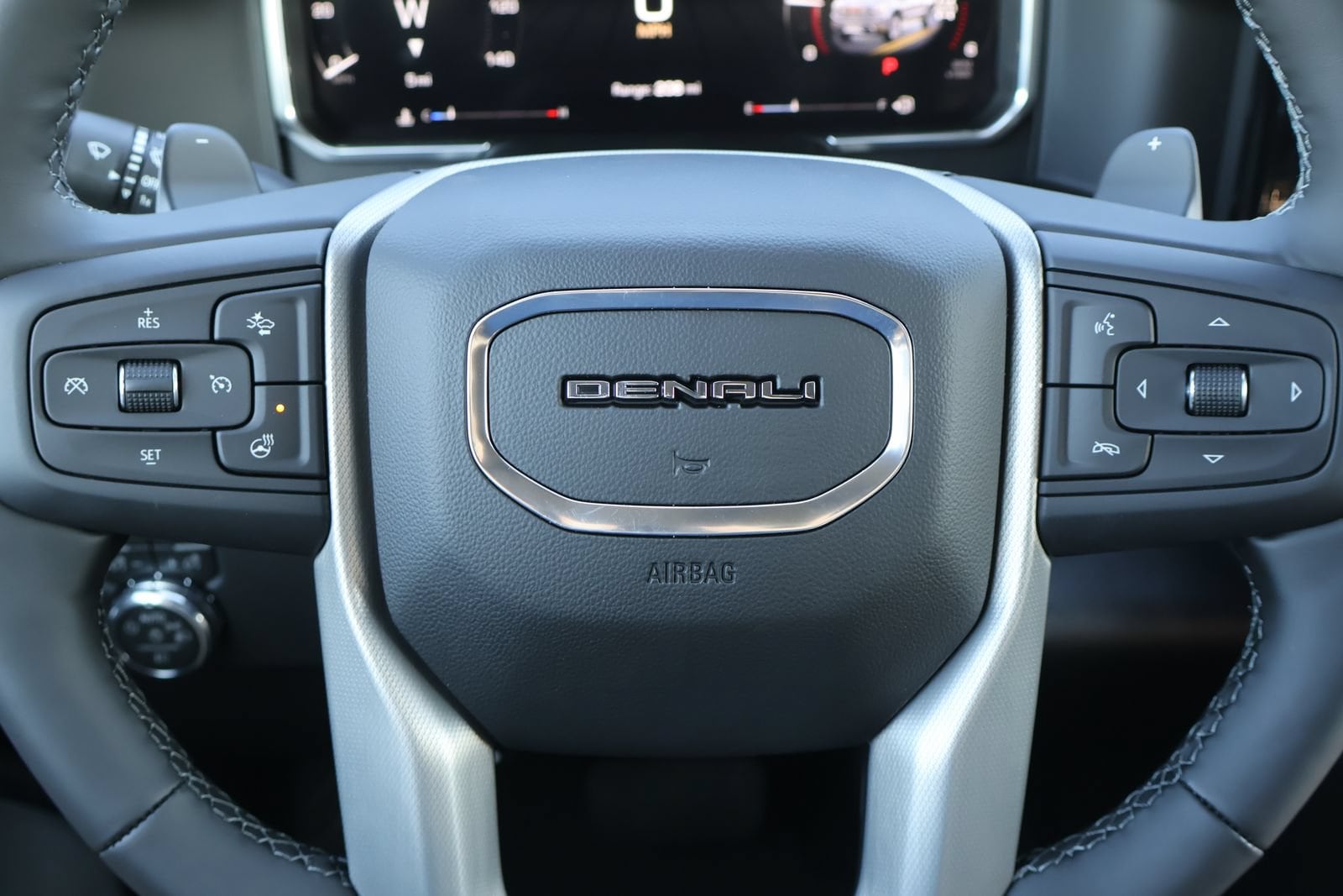 2026 GMC Sierra 1500 Denali - Photo 13