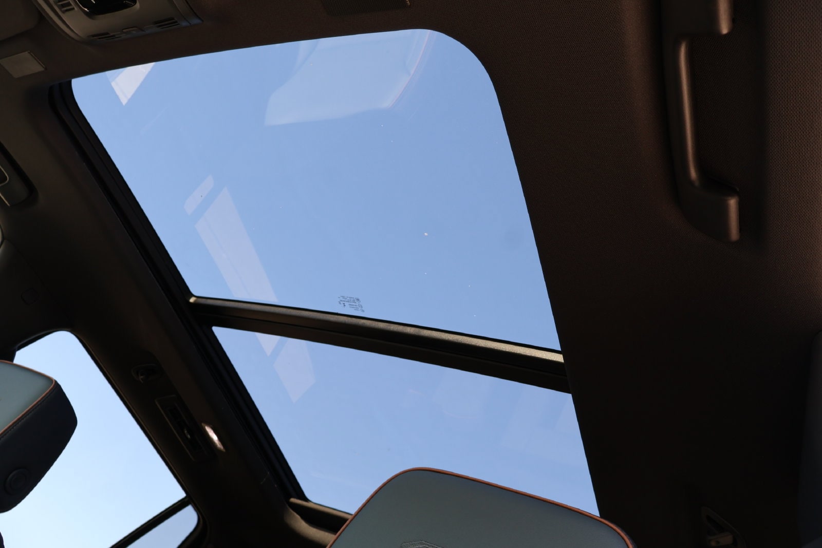2027 GMC Yukon AT4 - Photo 25