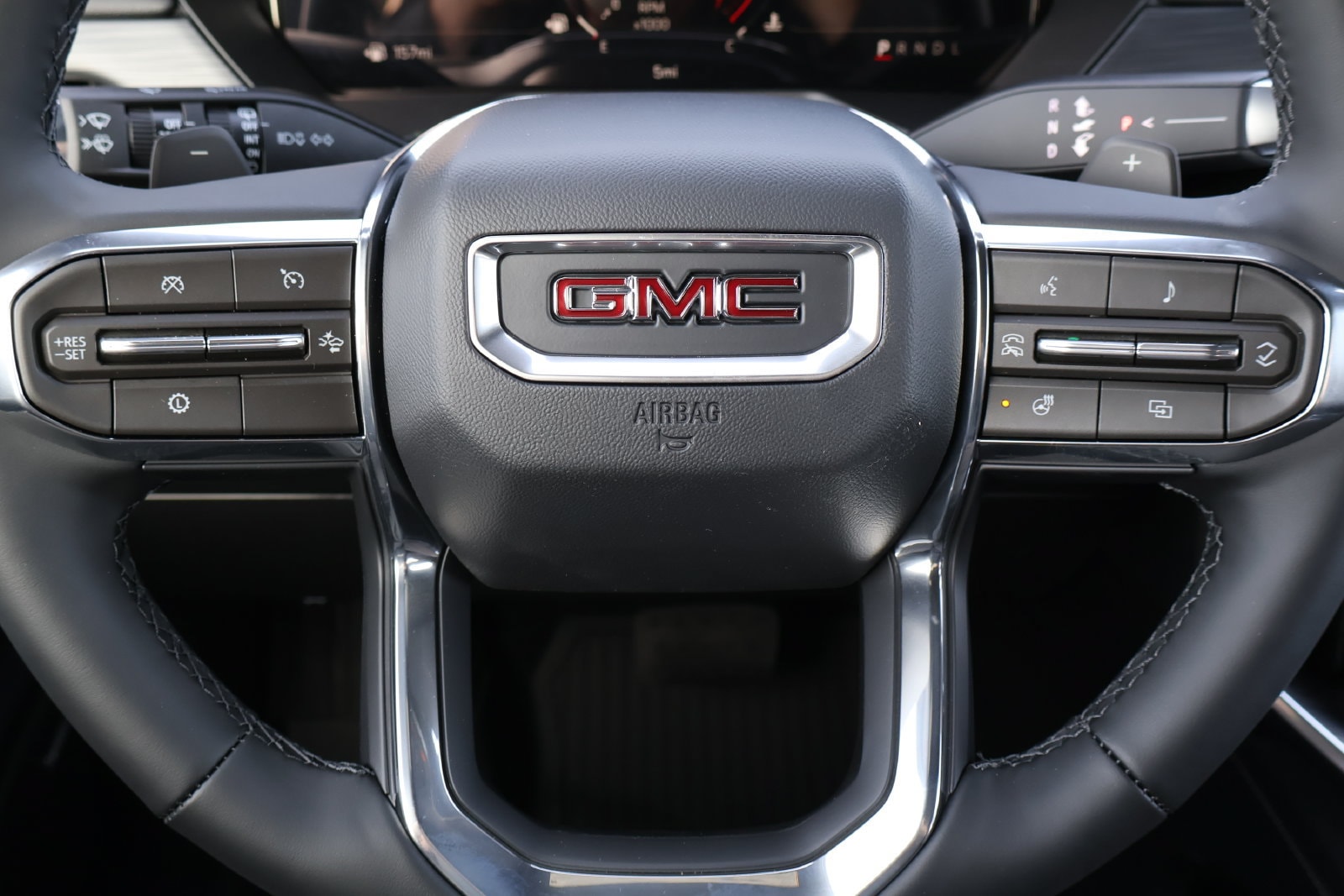 2026 GMC Acadia Elevation - Photo 13
