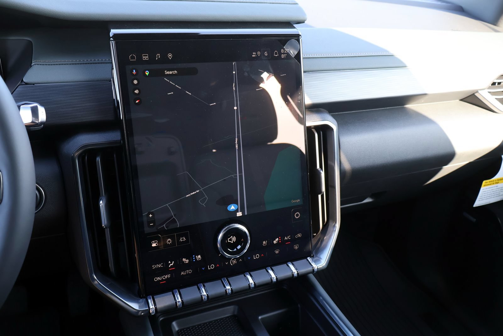 2026 GMC Acadia AT4 - Photo 13