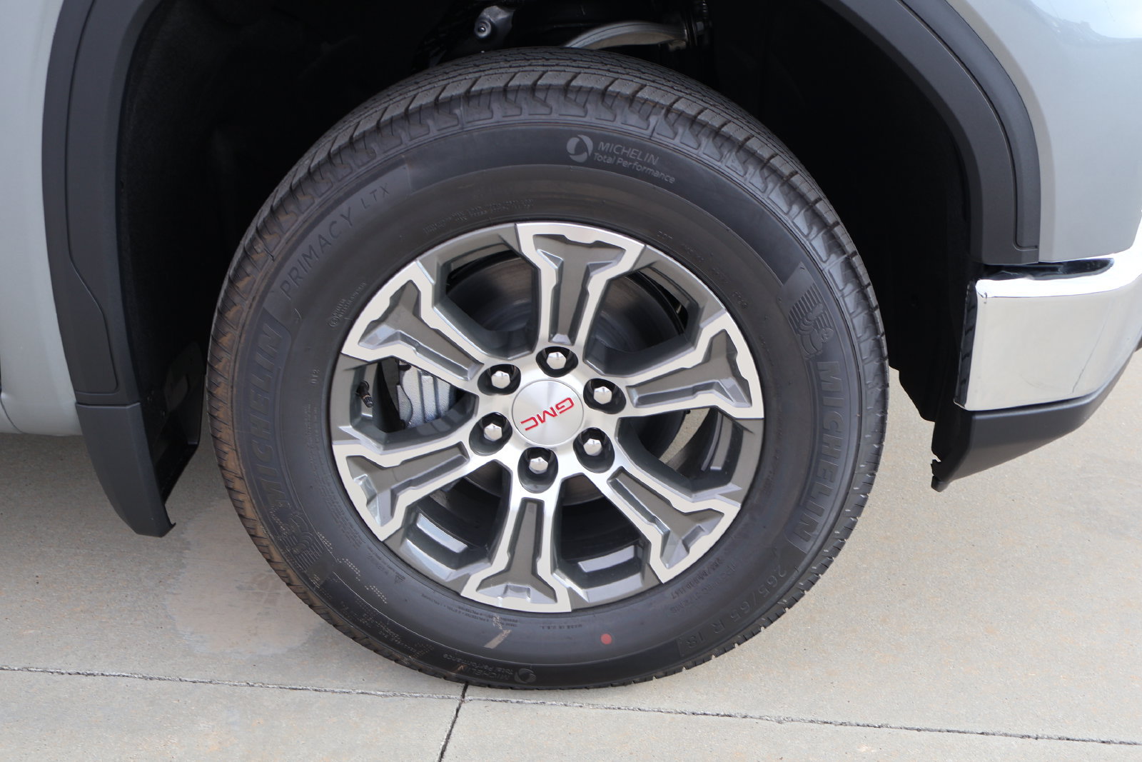 2026 GMC Sierra 1500 SLT - Photo 12