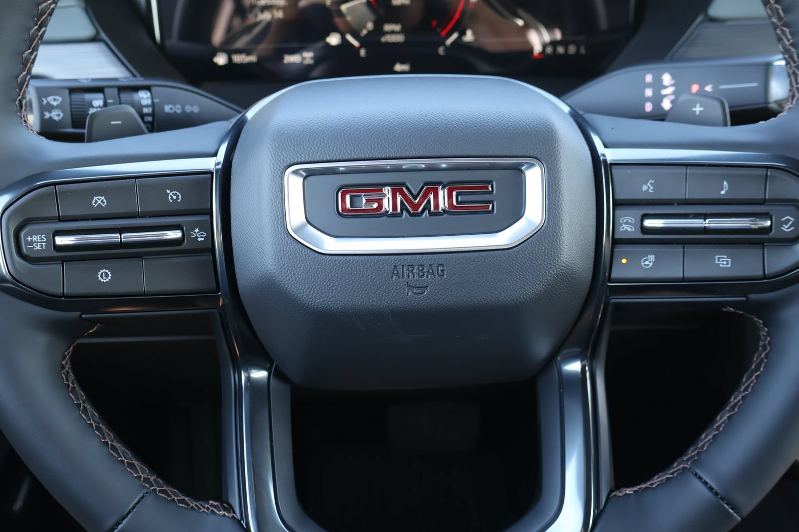 2026 GMC Acadia AT4 - Photo 14