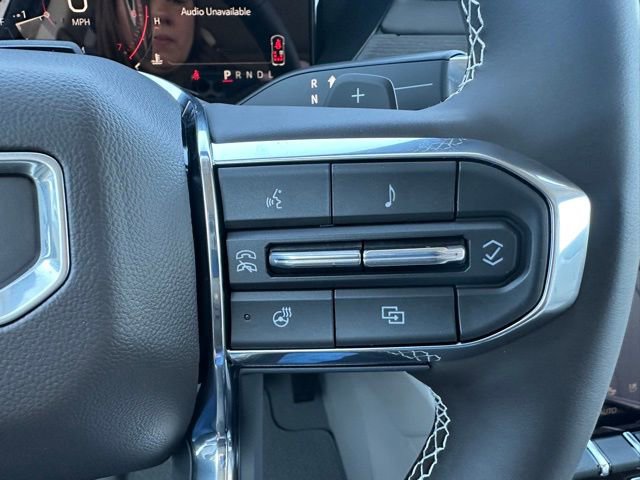 2026 GMC Acadia Denali - Photo 17