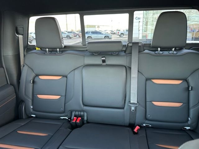 2026 GMC Sierra 2500HD AT4 - Photo 32