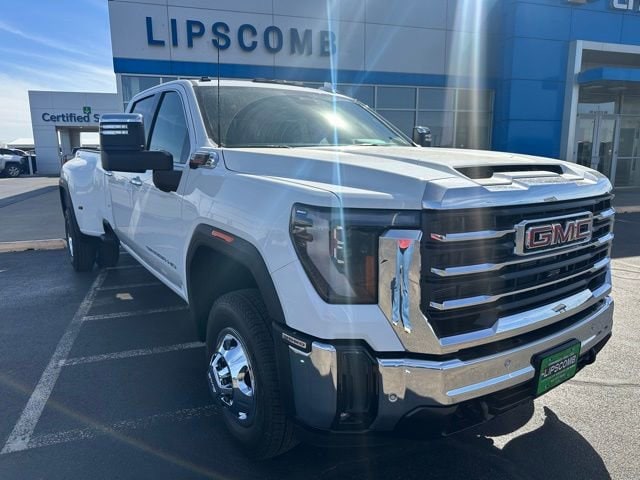2026 GMC Sierra 4WD Crew Cab Long Box DRW SLT's photo