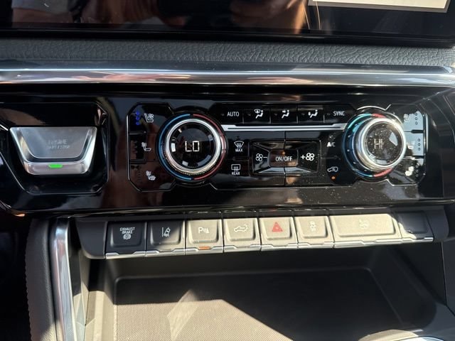 2026 GMC Sierra 3500HD Denali - Photo 24