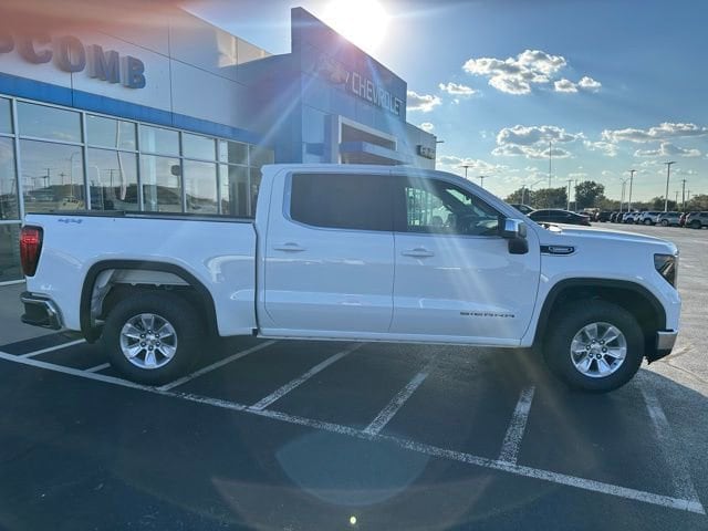 2026 GMC Sierra 1500 SLE - Photo 7