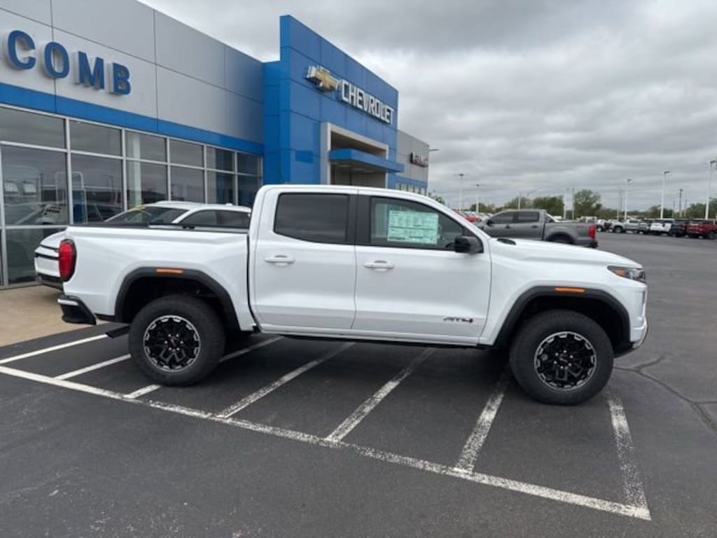 New 2026 GMC Canyon AT4 Truck