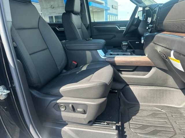 2026 GMC Sierra 1500 SLT - Photo 24