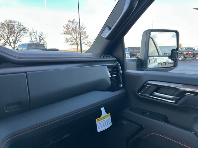 2026 GMC Sierra 2500HD AT4 - Photo 29